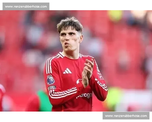 加纳乔今夏离队板上钉钉，英超三强争夺曼联 7000 万标价边锋