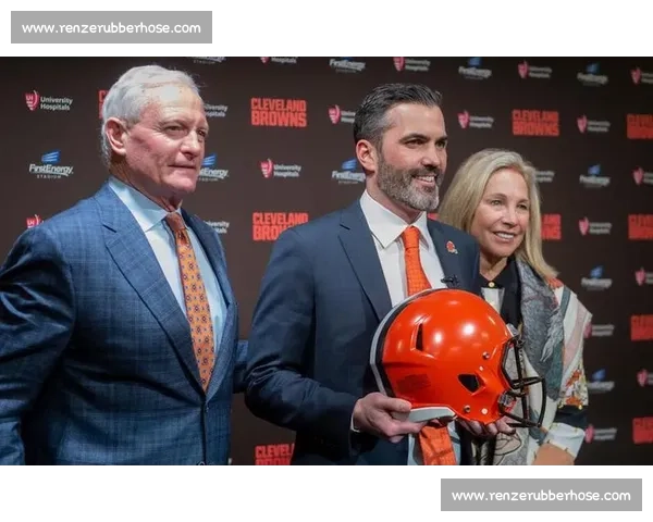 美巡赛任命 NFL 媒体战略大师罗拉普为新任 CEO